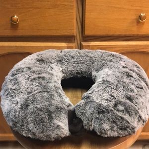 Ugg Neck Travel Pillow